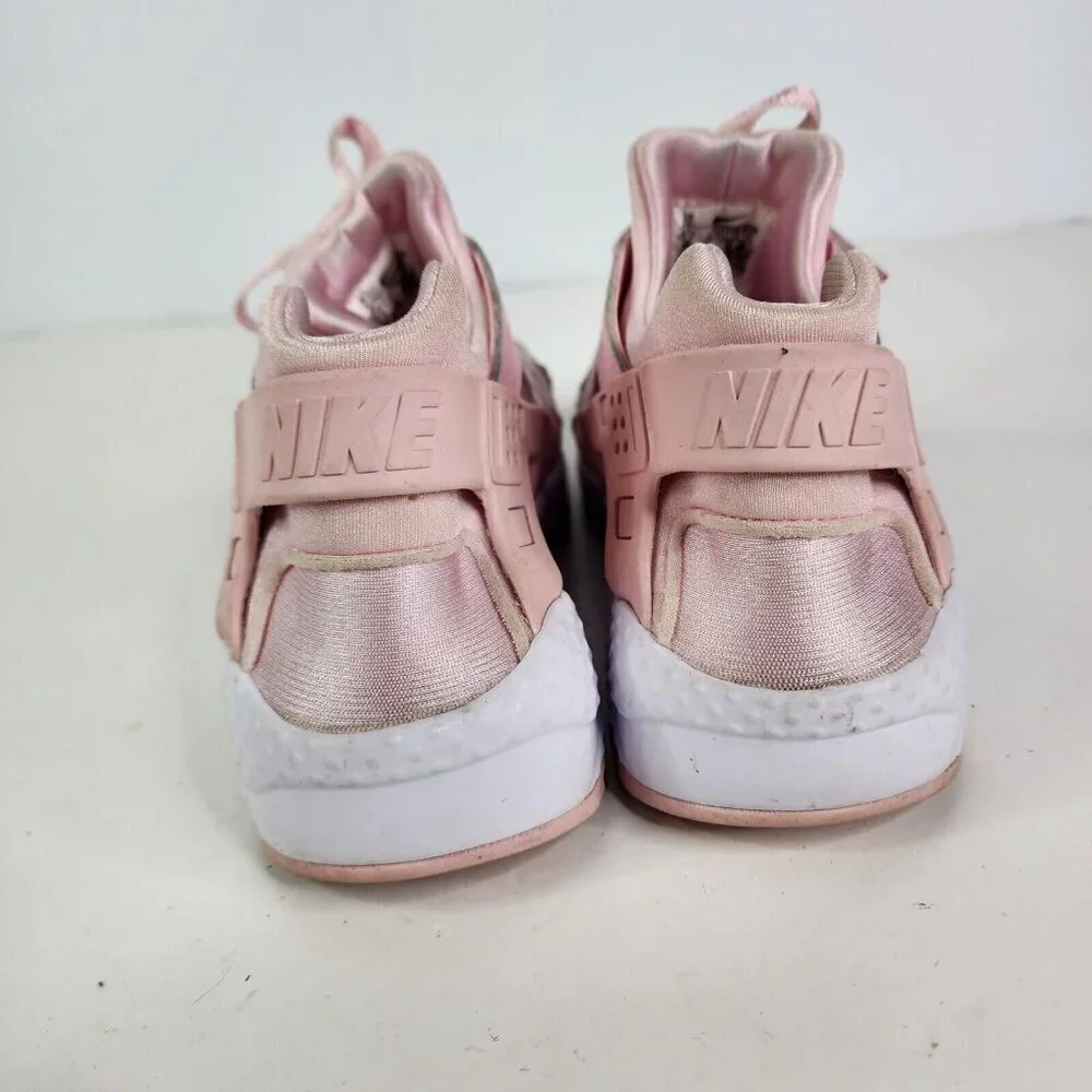 Nike Huarache Run SE Youth Size 7Y Prism Pink Athletic Shoes‎ 904538-600
